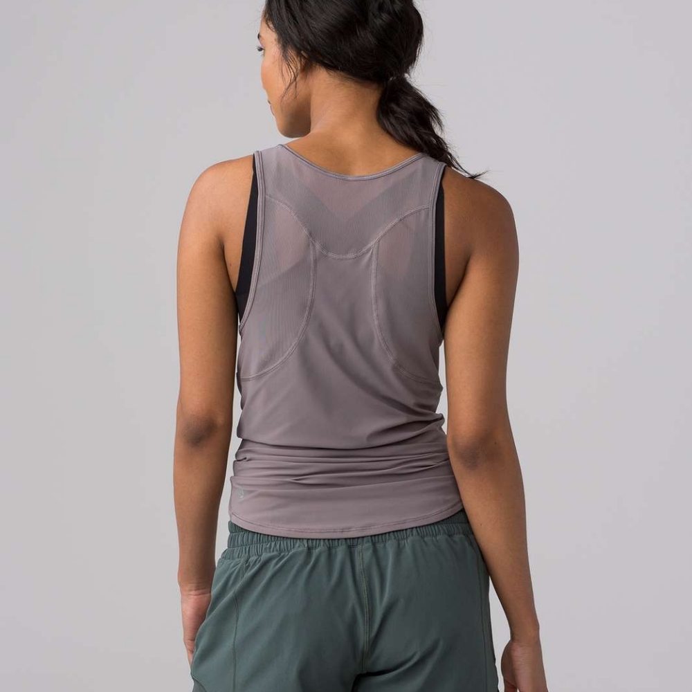Lululemon sculpt tank